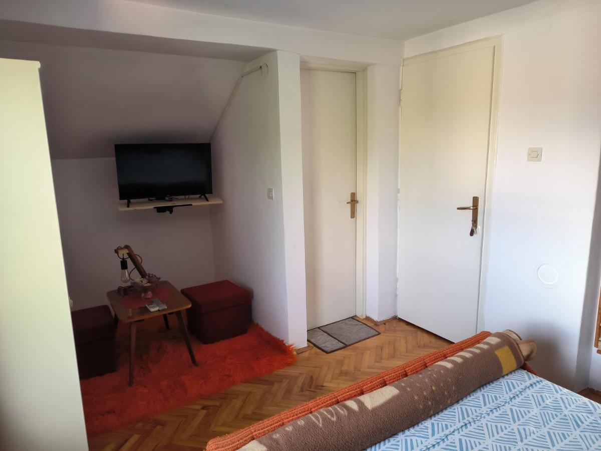 Aventurin Rooms Slunj Exterior photo